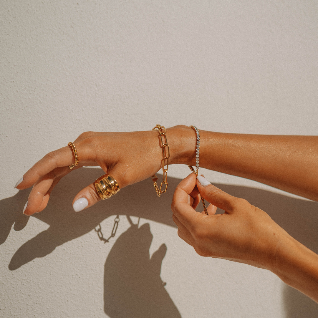 10 Raisons Brillantes de Choisir des Bijoux en Acier Inoxydable : Élégance, Durabilité et Style au Quotidien